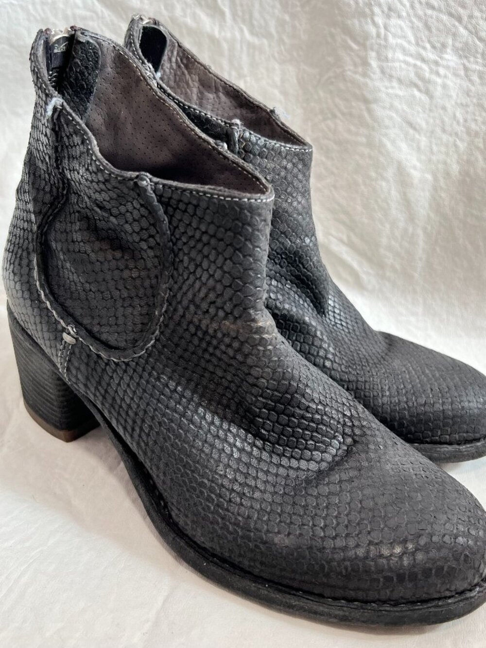 Officine Creative boots black gray leather embossed snake zip up 37 7 block heel